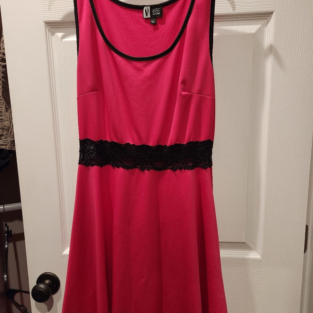 Pink & black short tank top dress